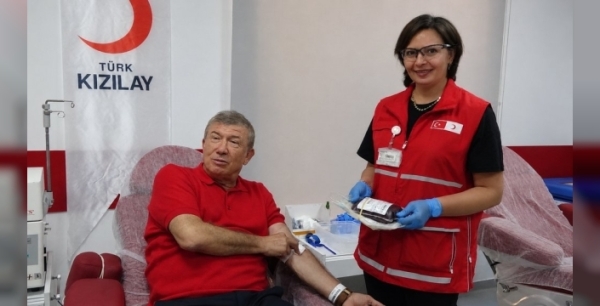 Tanju Çolak: İsmail Kartal ile başarı elde etmek zor