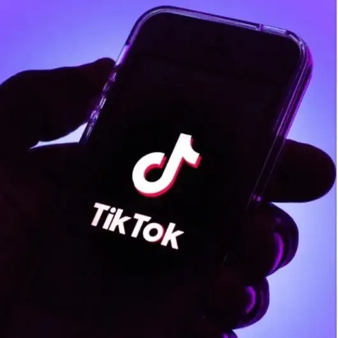 AB'den TikTok'a şok suçlama: Bağımlılık yaratıyor!