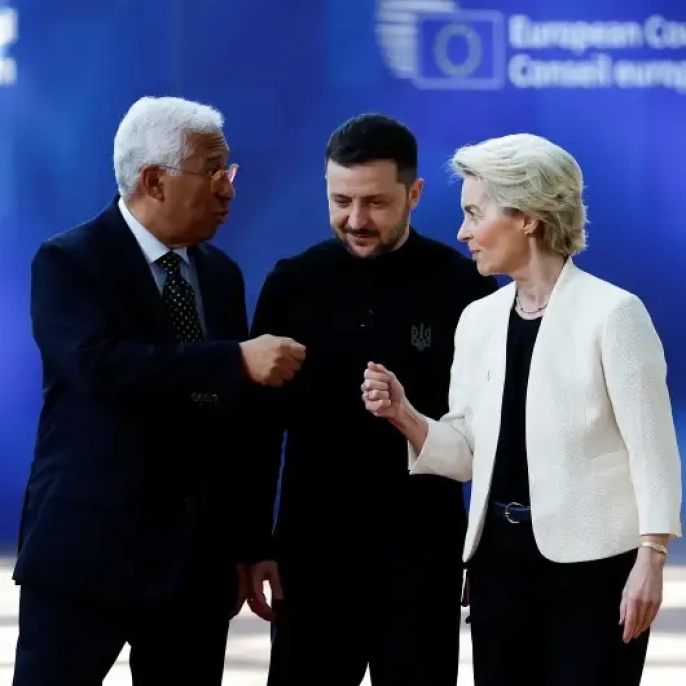 AB, Ukrayna'ya 90 milyar avroluk kredi paketini onayladı, Rus varlıklarına el koyma planından vazgeçti