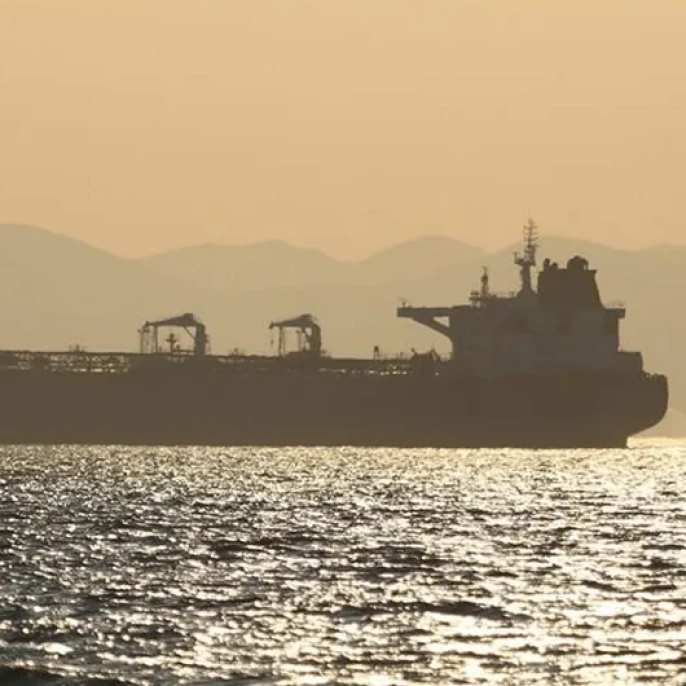ABD taahhüdünü tutmadı: Hürmüz Boğazı'na ilerleyen gemiler ani U dönüşü yaptı, geçişler belirsizliğe sürüklendi!