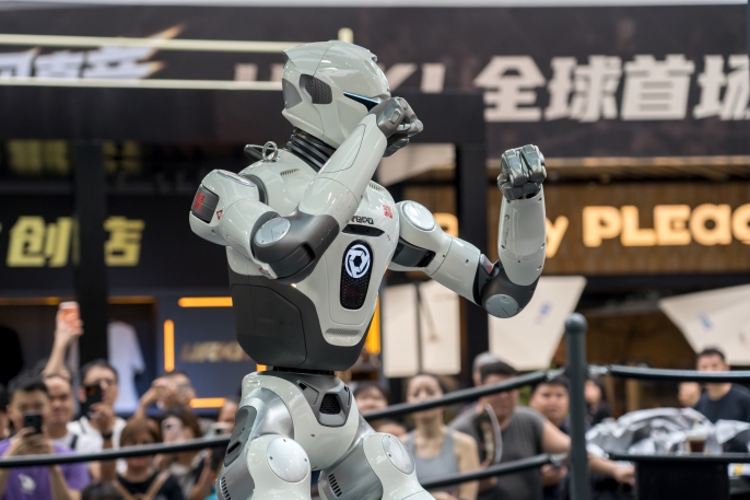 ABD, yeni dış yapay zeka robotları ve güneş enerjisi sistemlerini yasakladı