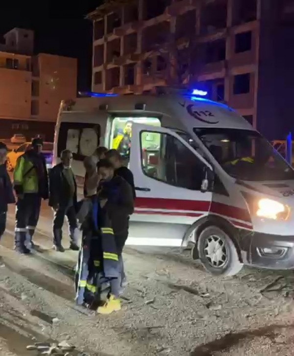 Motosiklet ile otomobil çarpıştı: 1 yaralı
