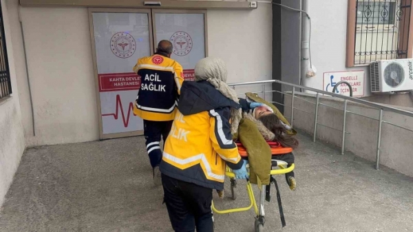 Otomobilin çarptığı yaya yaralandı
