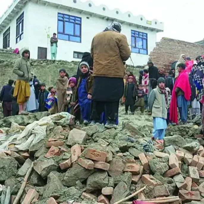 Afganistan'da sel ve deprem felaketi: 77 ölü, 137 yaralı