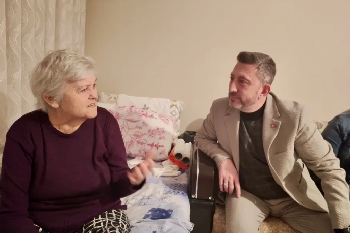 AK Parti Bozüyük teşkilatından vefa dolu hane ziyaretleri: 'Evlat olduk