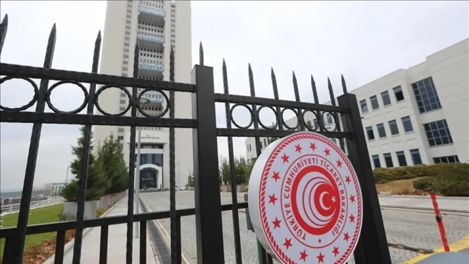 Aldatıcı reklamlara dev ceza: Tüketiciyi yanıltanlara 242 milyon lira kesildi