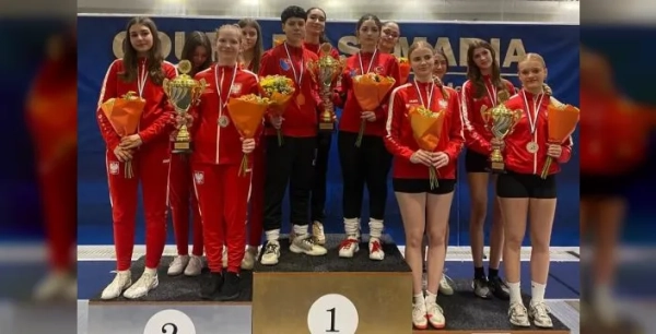 Ada Küfeciler U17 Avrupa eskrimde zirvede