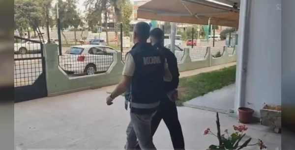 Antalya'da sosyal medya operasyonu: Suç örgütlerine darbe
