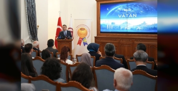Bakan Tekin dijital vatan akademisinin ilk dersini verdi