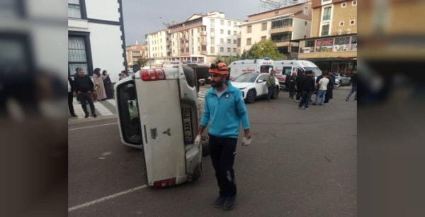 Bingöl'deki kazada 2 kişi hafif yaralandı