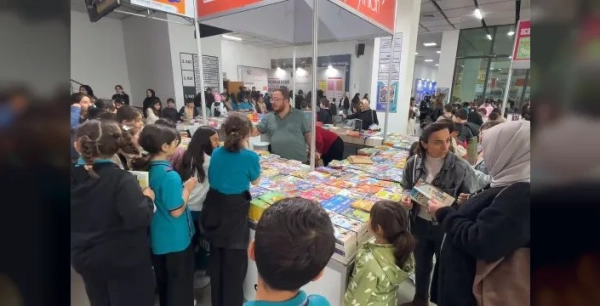 Çayırova'da kitap günleri yoğun ilgi gördü