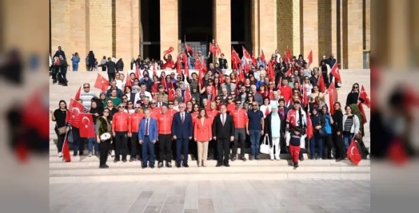 Faruk Eker'den tarihi bayrağın müzede sergilenmesi çağrısı
