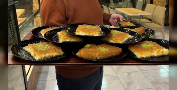 Hatay'ın Künefesi Dünya Listesinde Zirvede: Samandağlı Tatlıcıdan Gizli Tarifler