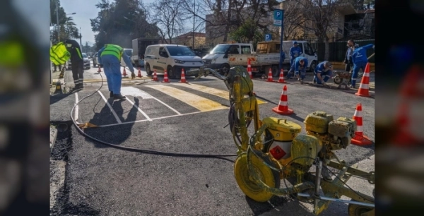 İzmir'de yaya güvenliği için yeni adım: Yükseltilmiş geçitler