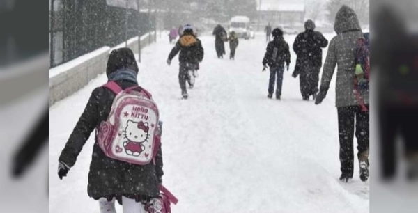 Kar tatili sevinci: 6 ilde okullar bir günlüğüne kapandı