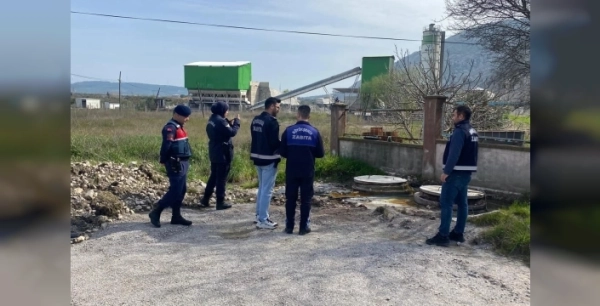Manisa'da kaçak atık tahliyesine geçit yok: İşletmeye yasal işlem başlatıldı