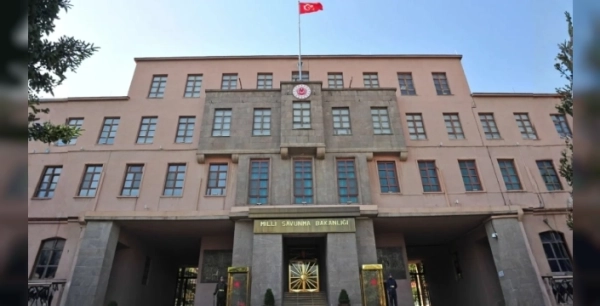 MSB'den Atina'ya net mesaj: Ege ve Akdeniz'de haklarımızı koruruz