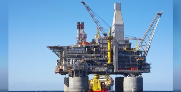 Petrol fiyatlarında şok düşüş: Brent varili 62,12 dolara düşerken piyasalar titreyecek mi?