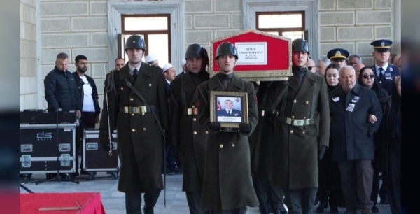 Şehit hava pilot yarbay Gökhan Korkmaz, duygusal törenle uğurlandı