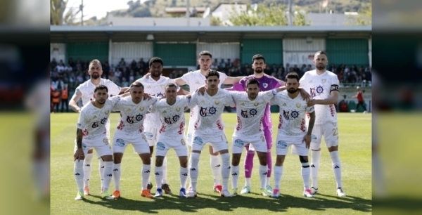 Trendyol 1. Lig'de heyecan dorukta: Erzurumspor, Süper Lig'e yükseldi