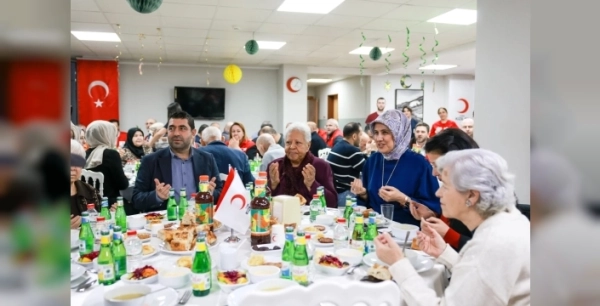 Türk Kızılay, huzurevi sakinleriyle iftar sofrasında buluştu