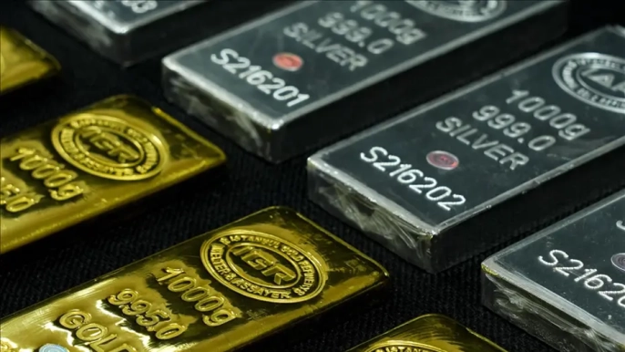 Altın ve gümüşte rekor beklentisi! Uzman isimden şok eden açıklamalar geldi