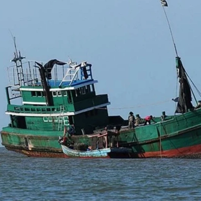 Andaman Denizi'nde kabus: 250 kişiyle alabora olan teknede korkunç kayıp!