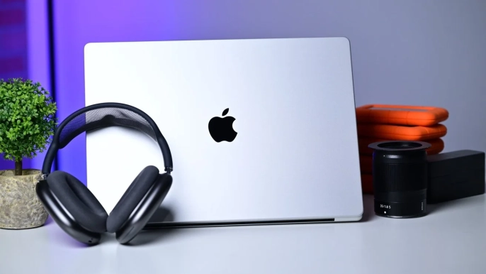 Apple'ın yeni MacBook Ultra'sının detayları sızdı - 2