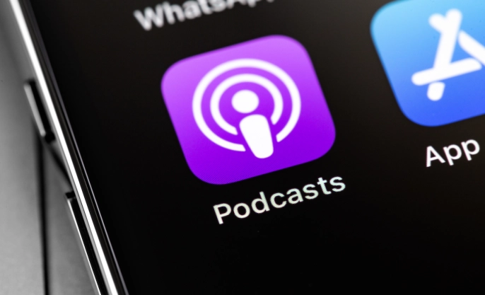 Apple, podcast girişimi Huxe ile anlaştı
