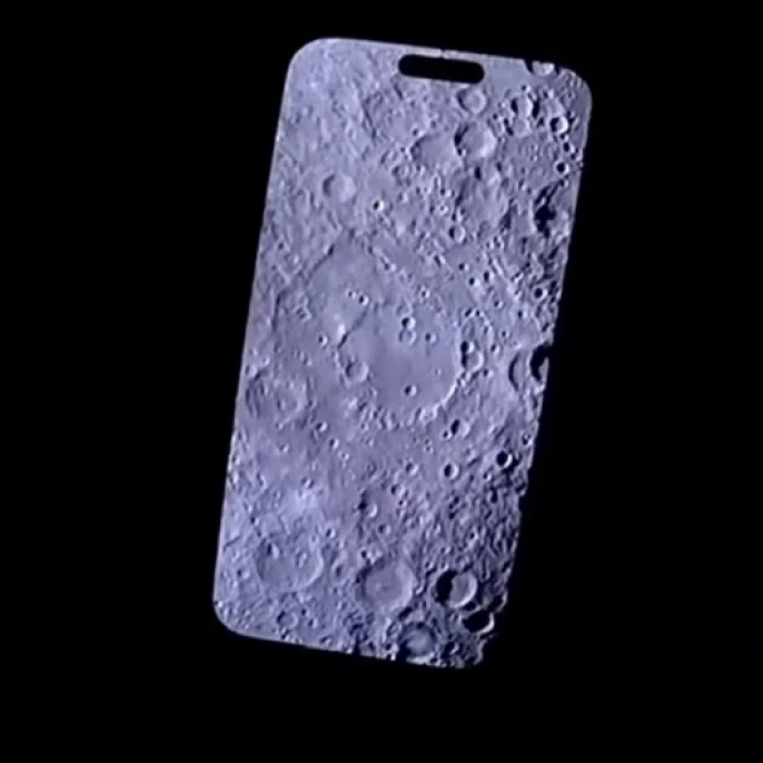 Artemis 2 görevi astronotundan şaşırtan Ay fotoğrafı: Telefonla çekildi!