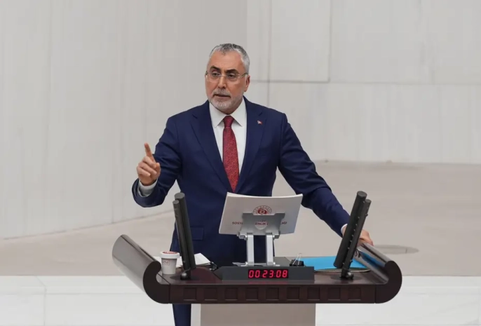 Asgari ücrette enflasyon koruması garantisi: Bakan Işıkhan'dan çalışanlara müjde!