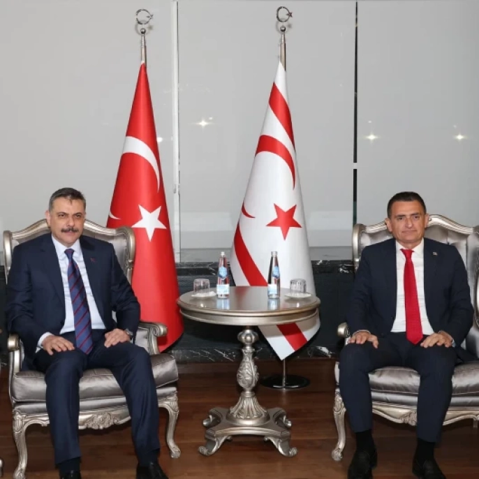 Bakan Çiftçi, Kuzey Kıbrıs Türk Cumhuriyeti'nde temaslarda bulunuyor
