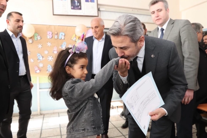 Bakan Yardımcısı Ahmet Aydın Adıyaman'da Gönülleri Fethetti: Sorunlara Yerinde Çözüm