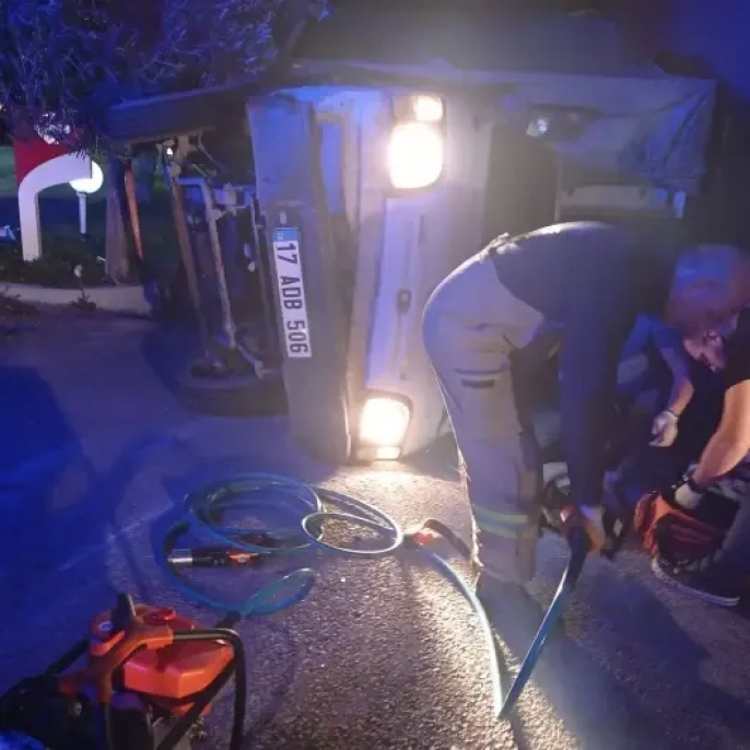 Balıkesir'de feci kaza: Bir hayat kayıp, diğeri ağır yaralı