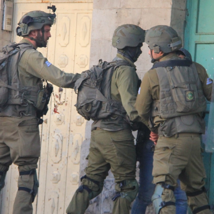 Batı Şeria'da İsrail askerlerinin açtığı ateş sonucu 1'i çocuk 2 Filistinli yaralandı, 28 kişi gözaltına alındı