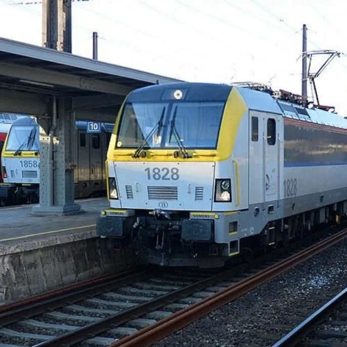 Belçika''da aşırı sıcaklar nedeniyle tren seferleri iptal ediliyor