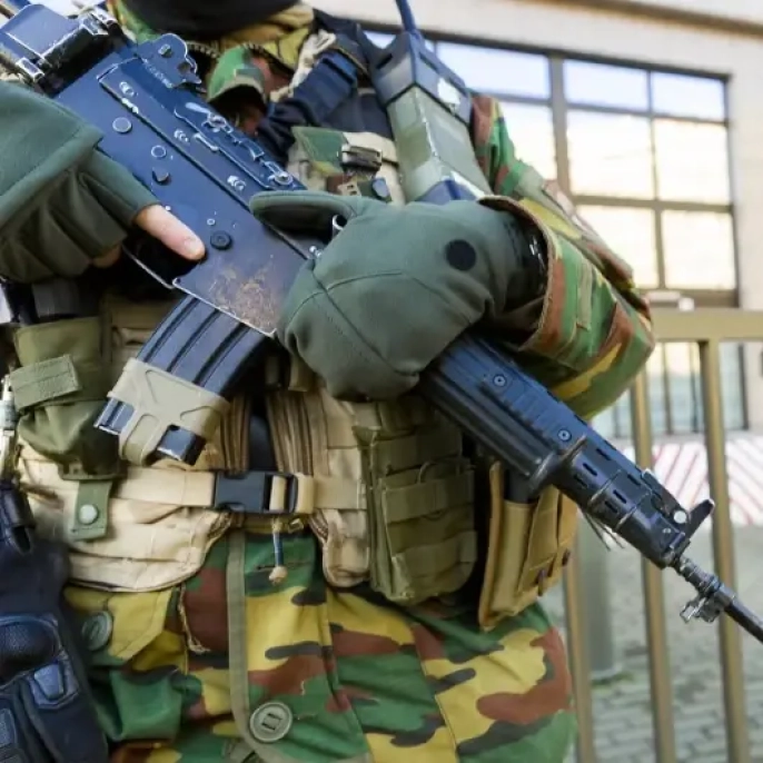 Belçika'da yedek askerlik yaşı 67'ye çıkarıldı