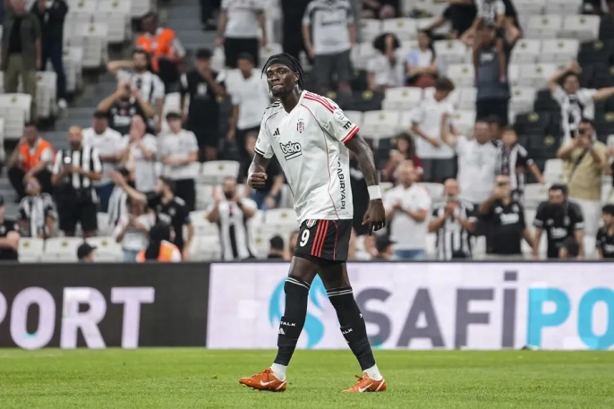 Beşiktaş'tan ayrılan Abraham'ın yeni durağı Aston Villa oldu