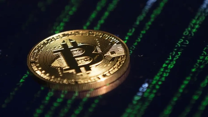 Bitcoin, Fed baskısıyla çakıldı: 86 bin dolar altı tehlikesi!