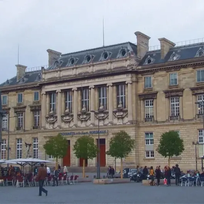 Bordo Üniversitesi'nde İslamofobik yazılar bulundu
