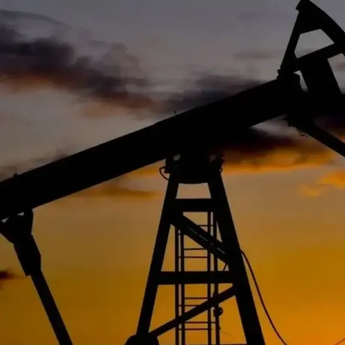 Brent petrol fiyatları neden yerinde sayıyor? Barış umutları ve yaptırım belirsizliği mercek altında!