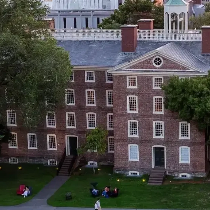 Brown Üniversitesi'ndeki silahlı saldırı şüphelisi serbest bırakıldı