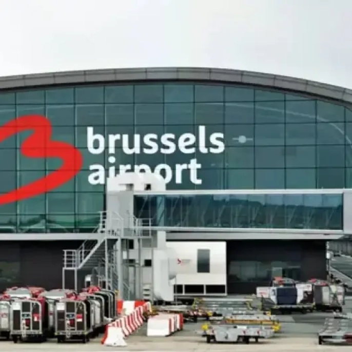 Brüksel Havalimanı'nda grev kabusu: 2.395 uçuş iptal, 330 bin yolcu mağdur!