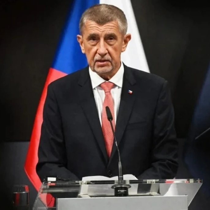 Çekya'da NATO krizi: Cumhurbaşkanı mı, Başbakan mı Ankara'ya gidiyor?