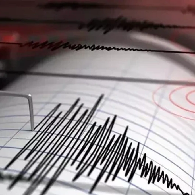 Çin'i sallayan deprem: 13 yaralı, kurtarma çalışmaları sürüyor
