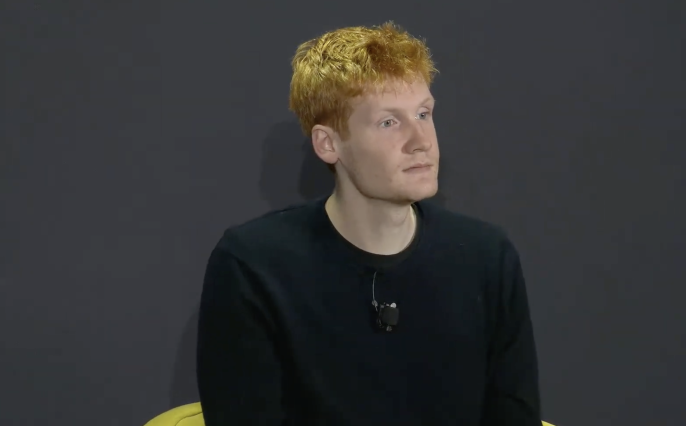 Cursor, 2 milyar dolarlık yatırım için görüşmelere başladı