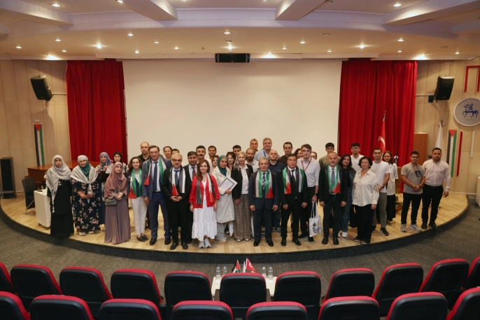 Dokuz Eylül Üniversitesi'nde Gazze için bilim etkinliği düzenlendi