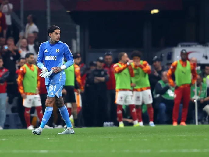 Ederson'dan özür: 'Bunu yapmamalıydım