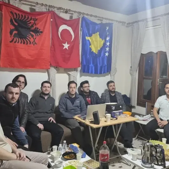 Edirne’de Balkanlı öğrencilerle milli maç coşkusu yaşandı