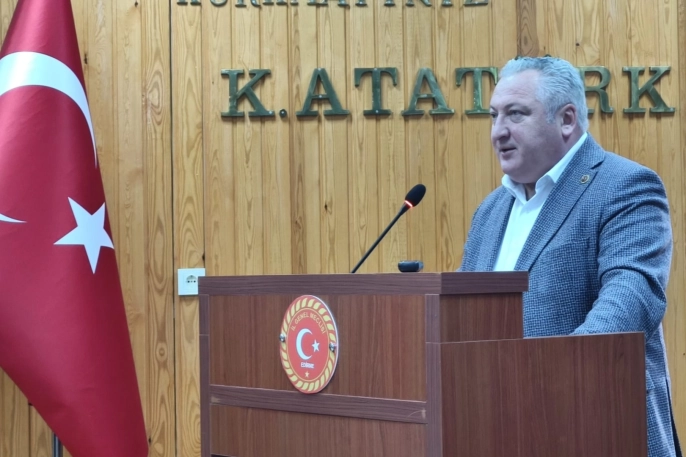 Edirne'den Dünya Sahnesine: Güreşçilerimiz Avrupa ve Dünya'da Zirveye Oturdu!